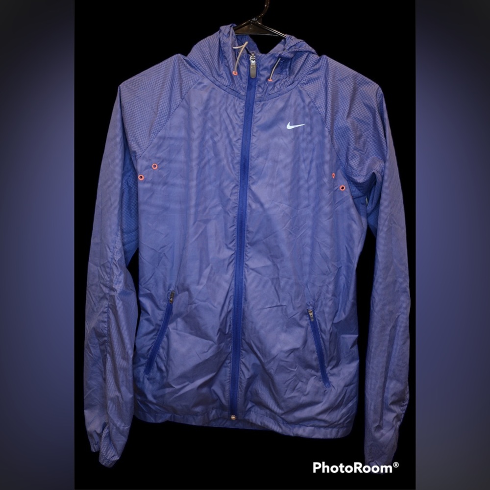 Nike light weight running jacket